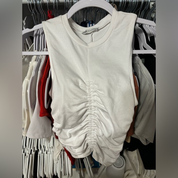 Going out tops, crop tops, tube tops and more. - Picture 3 of 13